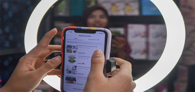 E-Commerce Sumbang 70% Ekonomi Digital Indonesia